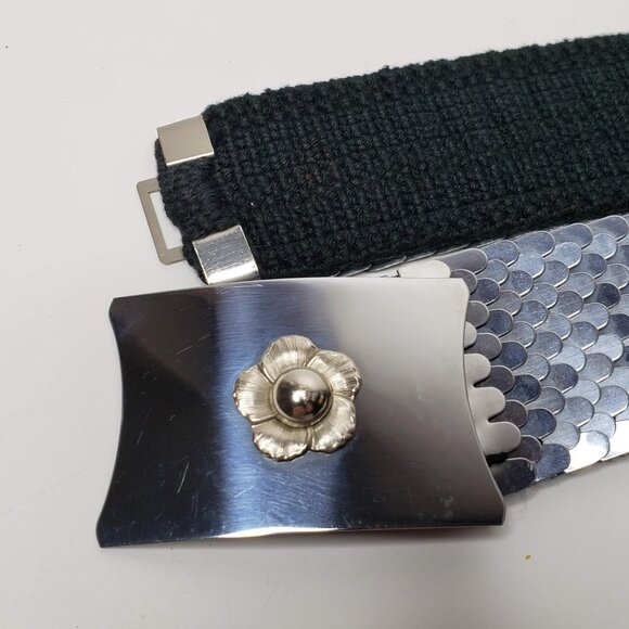 Mediaeval Metal Silver Tone Scale Floral Buckle Stretch Belt OS - Picture 4 of 7